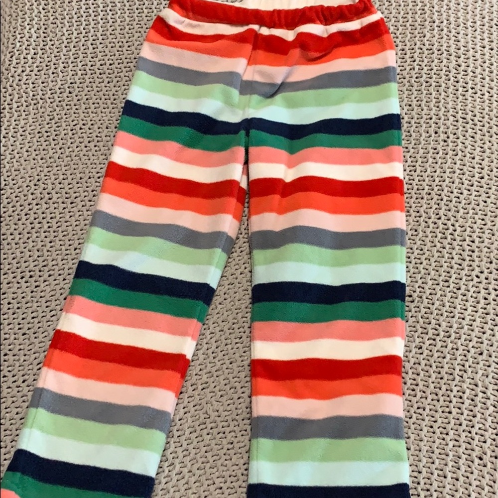 Girls pjs set, baby gap, size 5T.